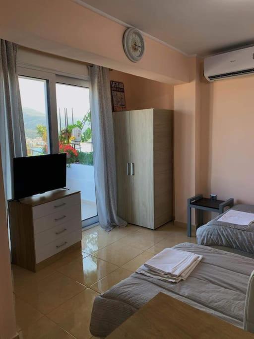 Studio With Unique View Near The Beach! Порто-Рафти Экстерьер фото